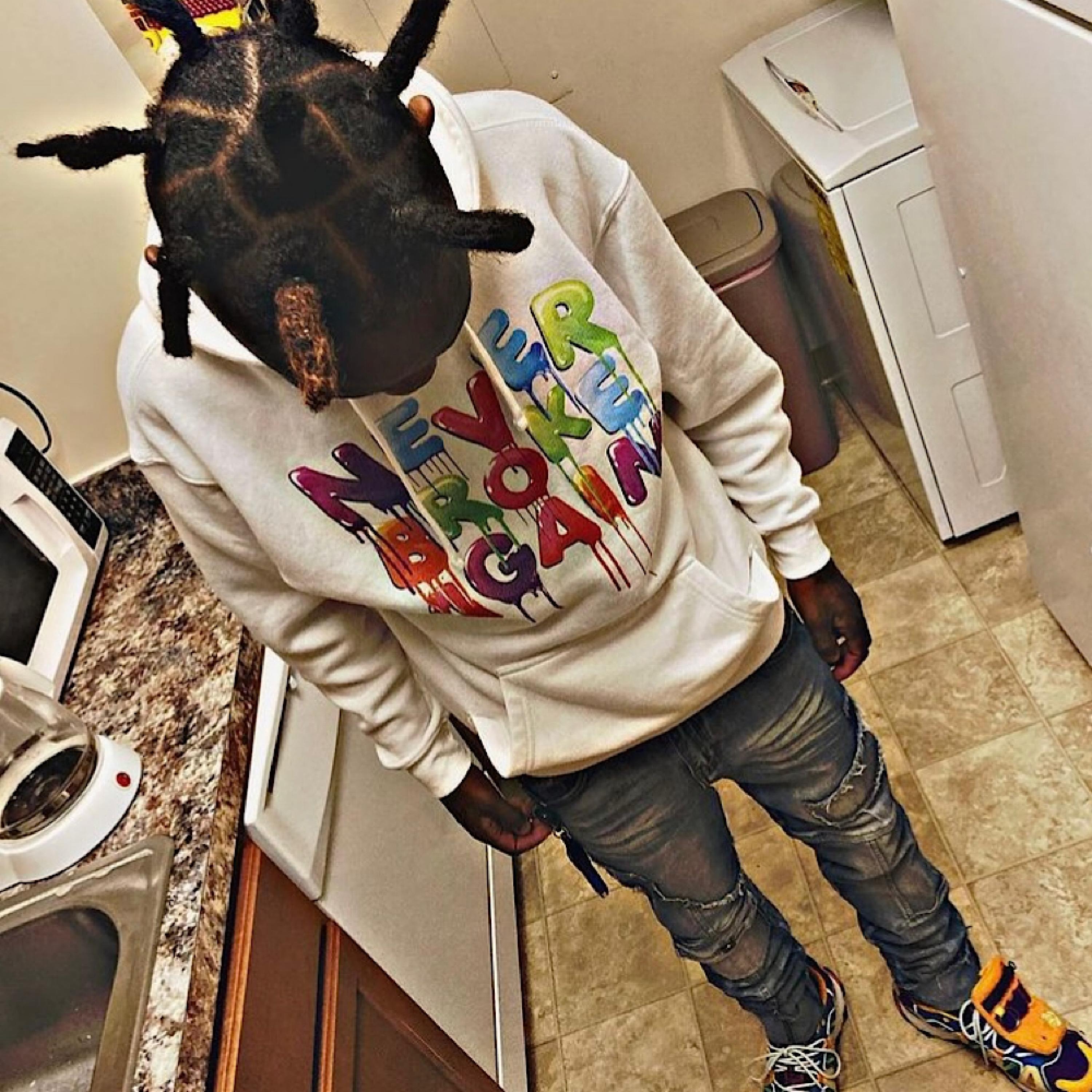 Aint on shit (feat. Cruddythaclickka & Uggmane)