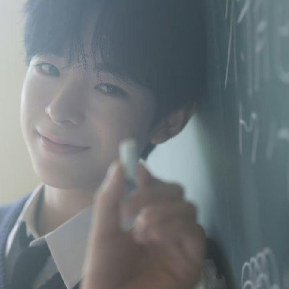 Kpop少男心事｜喜欢你这件幸福又难过的小事