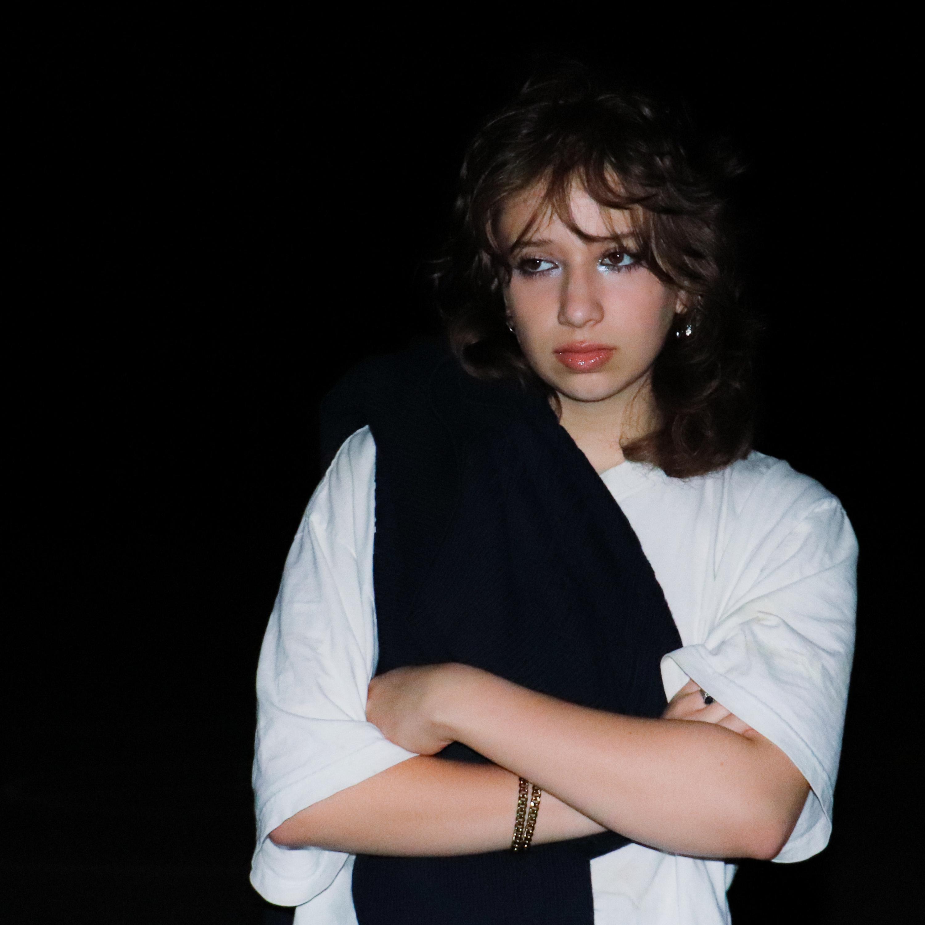 Closer_Isabel LaRosa_Closer | 在线播放_Closer歌词_Closer下载 | 网易云音乐
