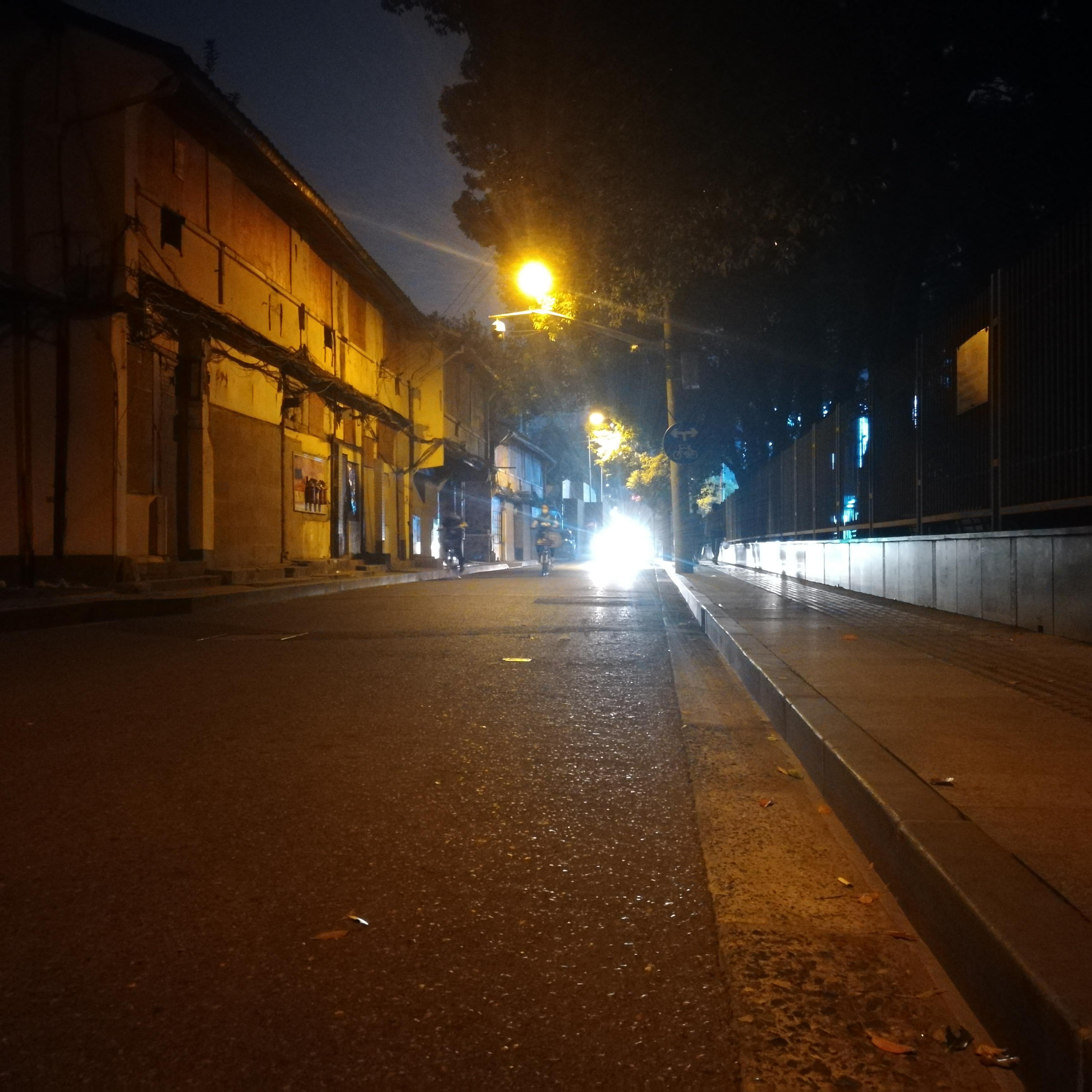 做我老婆好不好_来日方长_音频混响_215022_215039_track0_215039 - 隔壁阿超封面