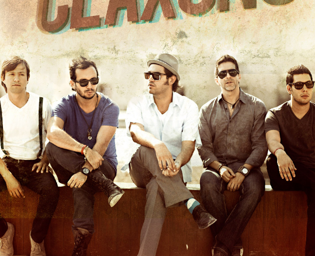 Los Claxons
