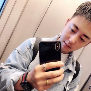 沐沐从此以后一个人生活了