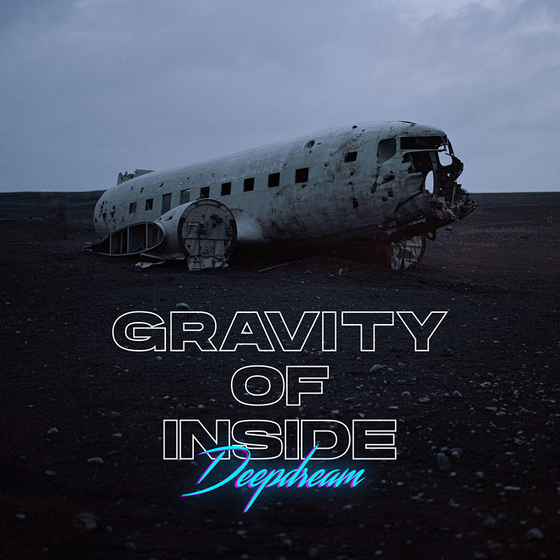 傍晚降落陌生的城市