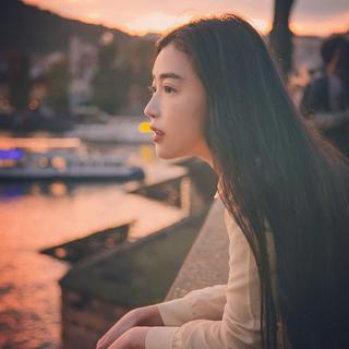 我可以忘记一切，却忘不了你的出现