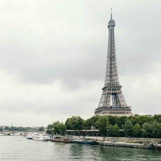 浪漫的法国与多彩的音乐