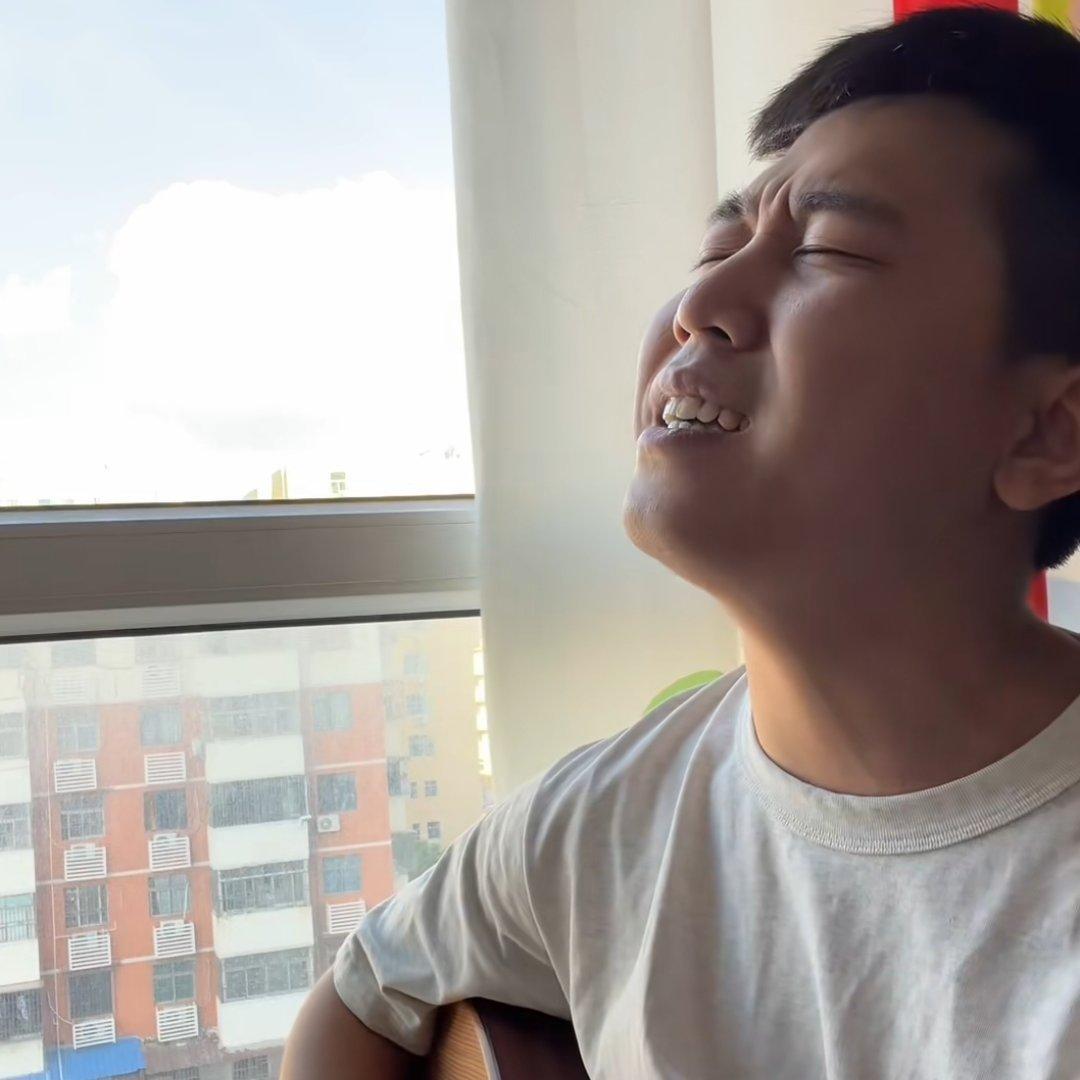 刘烨溦歌曲合集｜阳光呐多明媚而我在烂泥堆 | 在线播放 | 网易云音乐