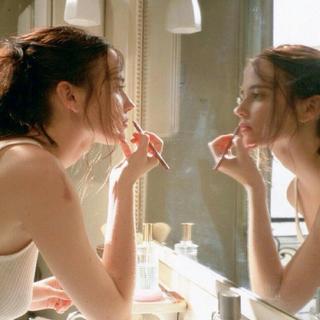 手机铃声总是不停地换。（前奏控）