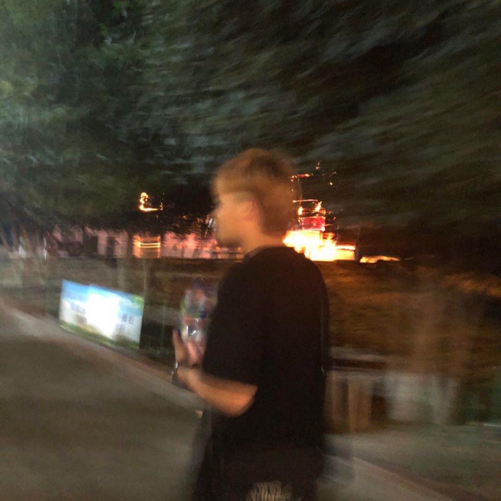 相遇就是没意义的结局.