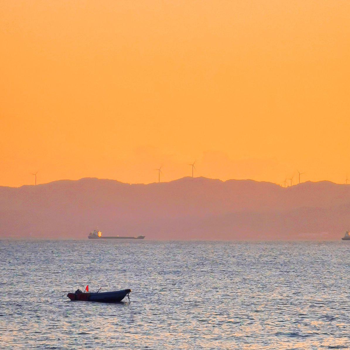 纯乐赏 ‖ 牵你的手，在夕阳下听波涛万里