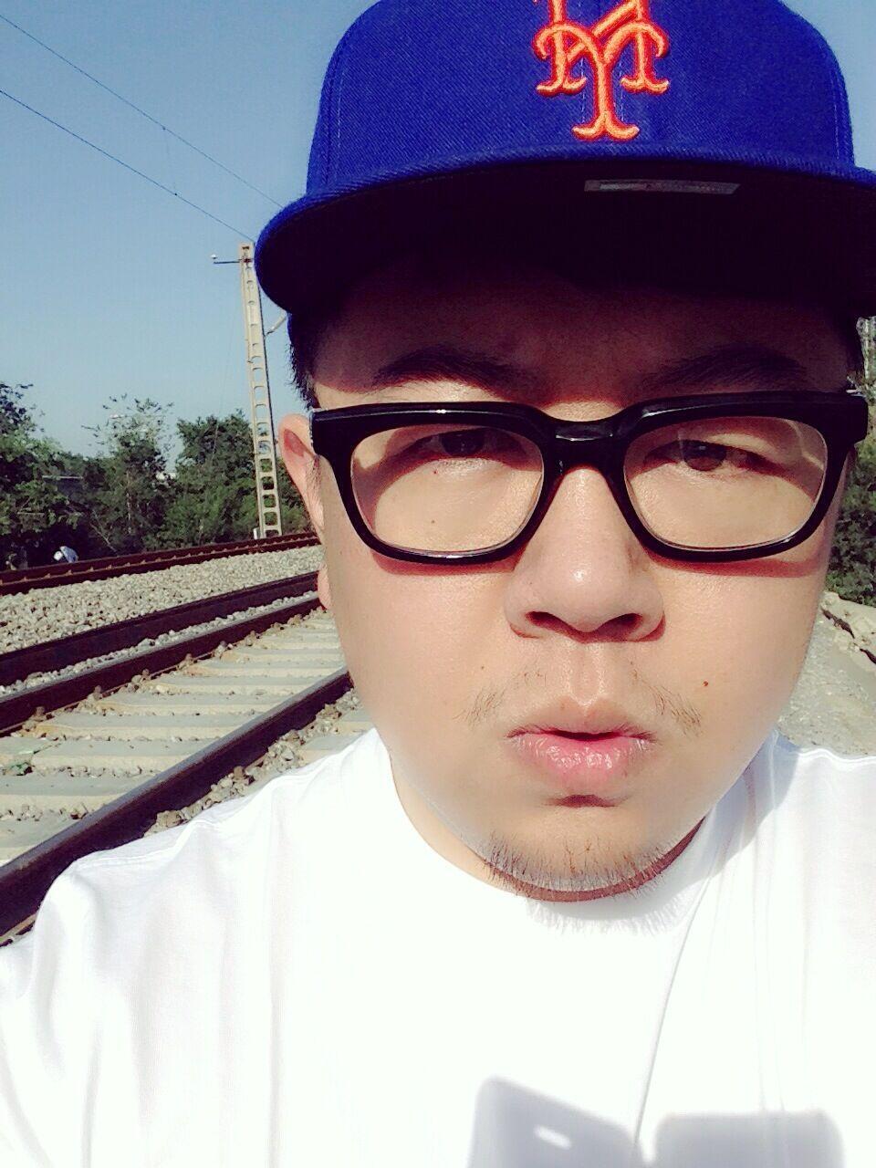 人间- 闫宏伟 - 单曲 - 网易云音乐