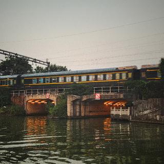 「  秋  心  」