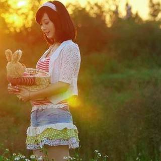 【英】徜徉在冬日里的青栀暖阳