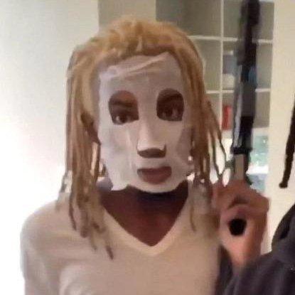 cAsH cArTi