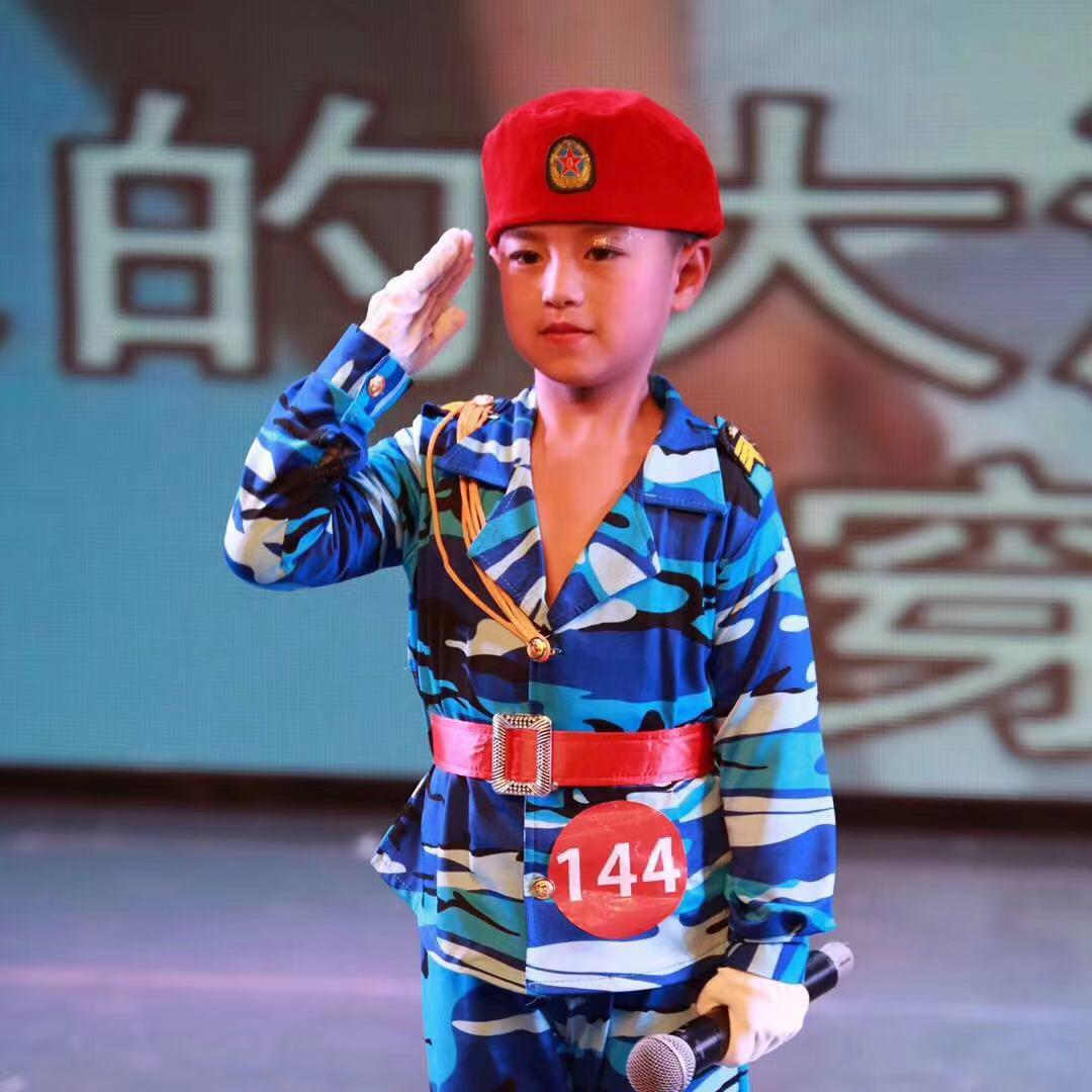 红小鬼 —蓝琪昊/八音盒艺术