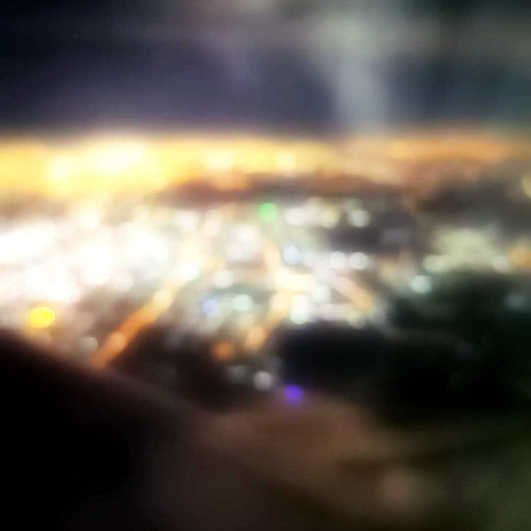 胡子坤《依伴》