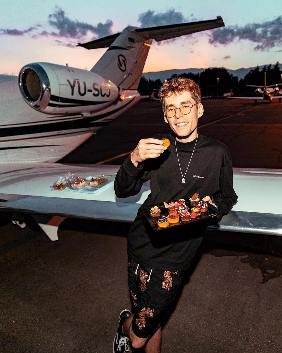 这里是印裔美籍dj,电子音乐制作人,dharma厂牌创始人kshmr的专属资讯