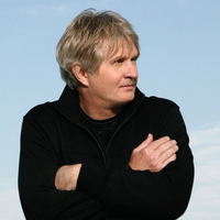 Tom Cochrane