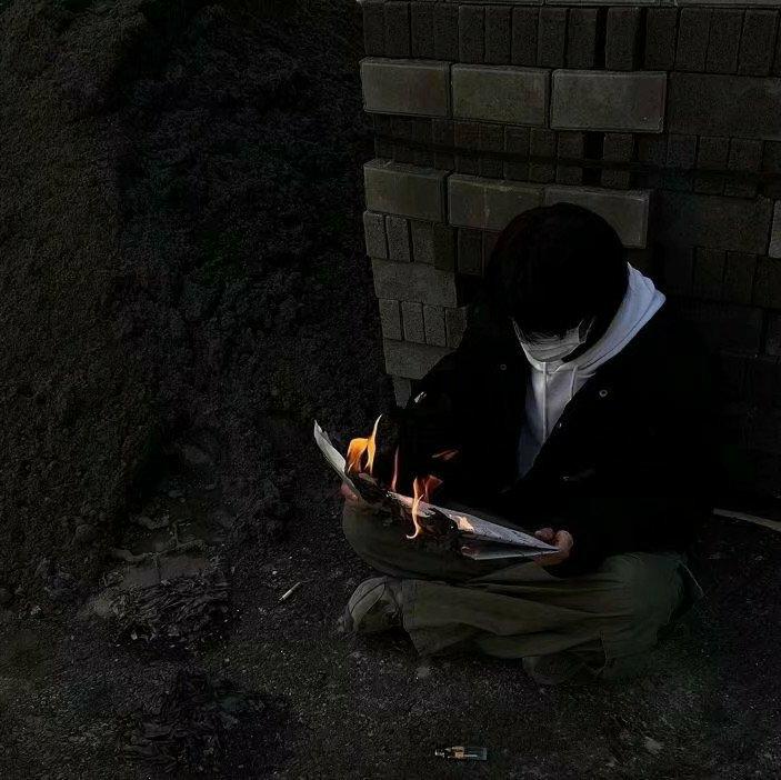 要偷偷努力，希望自己也能成为别人的梦想