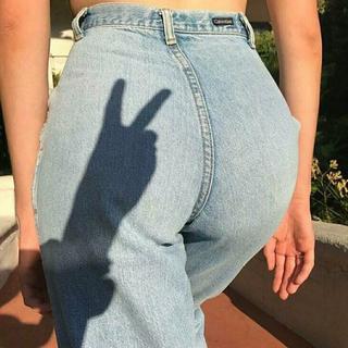 對 妳 説 一 世 情 話