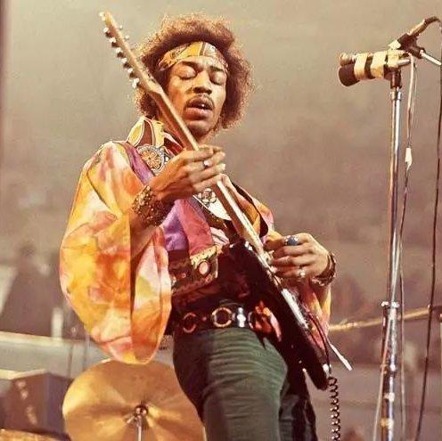 Guitar World:世界最佳100首吉他solo歌曲