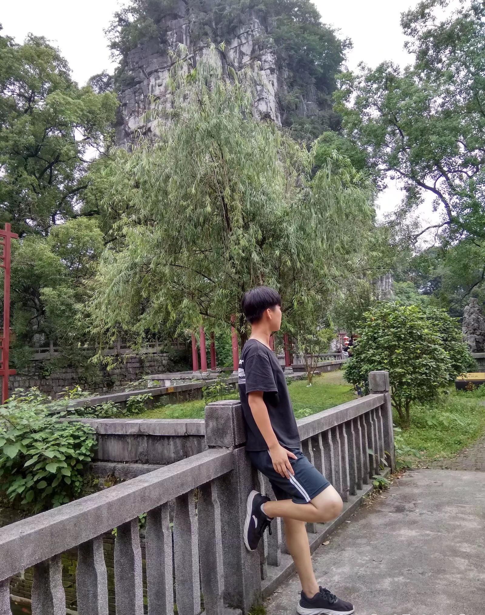 十九岁
