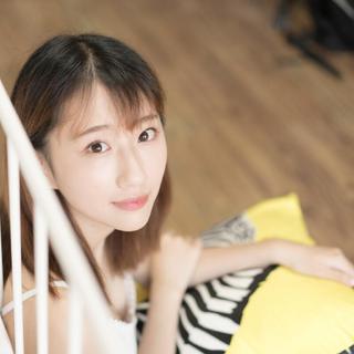 至少都近距离接触过我们遥不可及的人