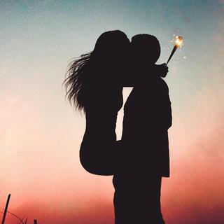 你以为我不会走，我以为你会留