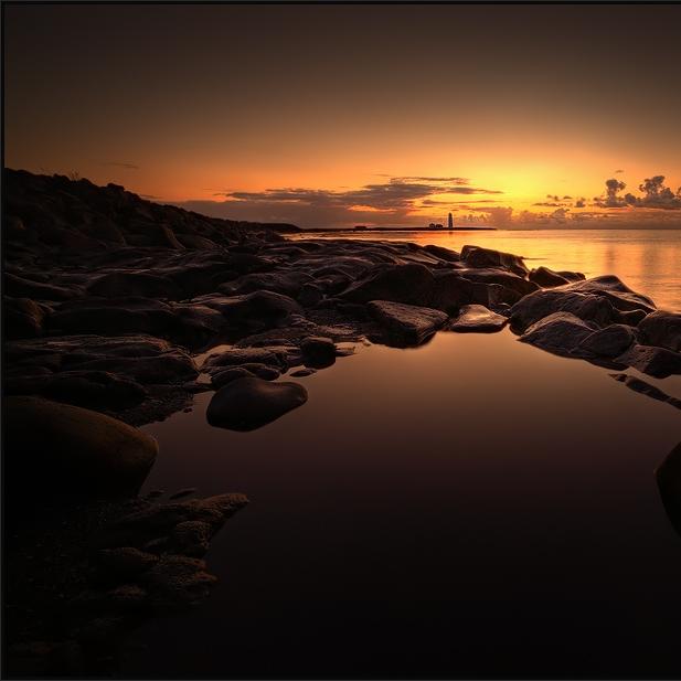 The Sun goes down