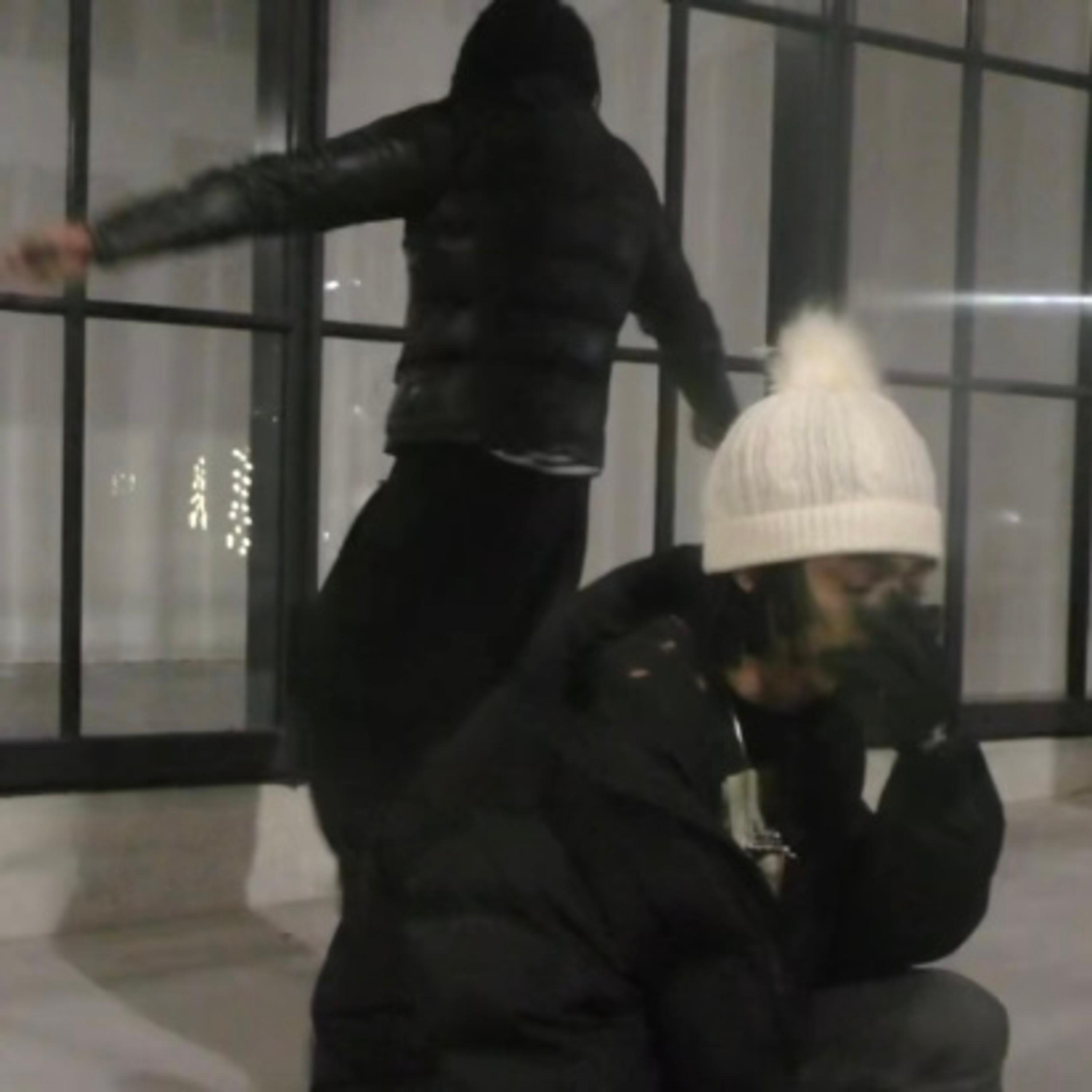 Knotted (feat. Sk8star)