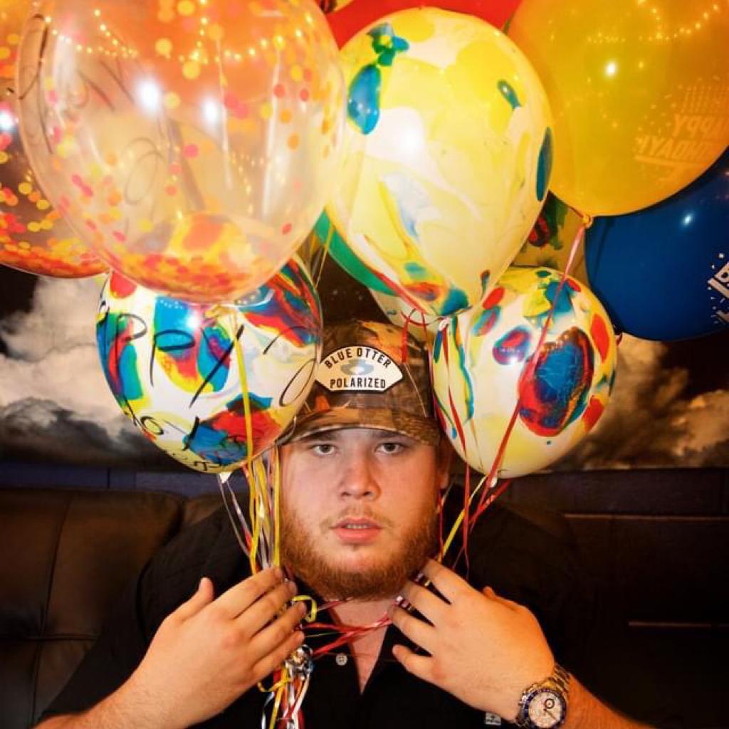 Luke Combs' frigerator door