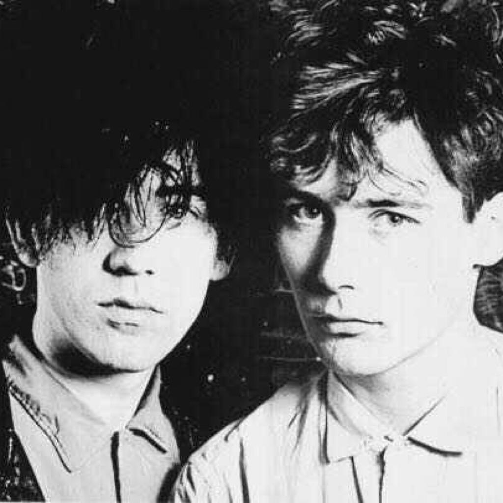 The mary chain. Джим Рид. The Jesus and Mary Chain. Джим и Уильям Рид the Jesus and Mary Chain. Википедия группа Jesus and.