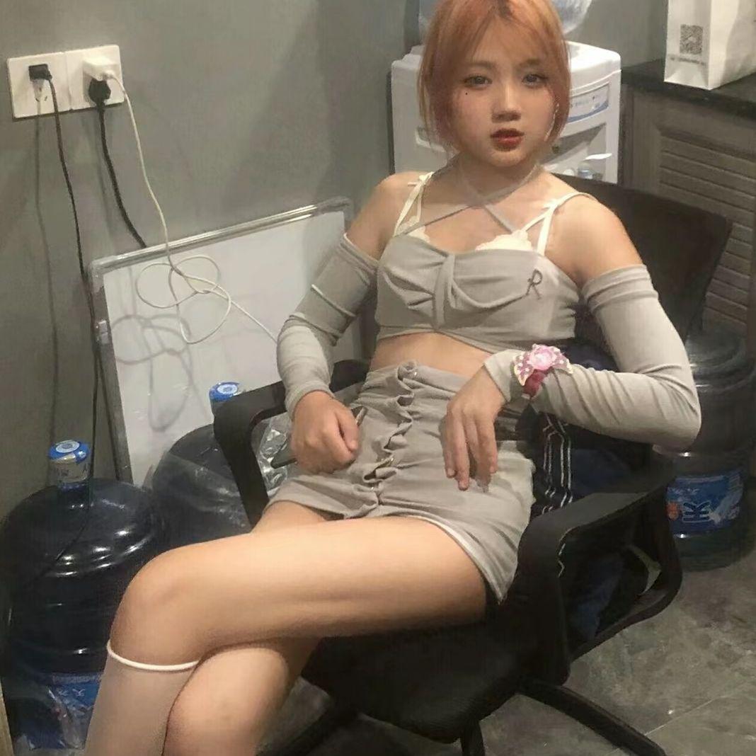请带上耳机