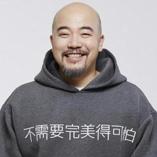 香港时尚教父“黄伟文”