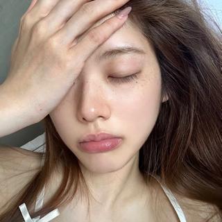 我本是傲娇的玫瑰 为何为一人而枯萎