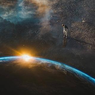 于夜幕降临之际 在睡梦中期盼明日的太阳