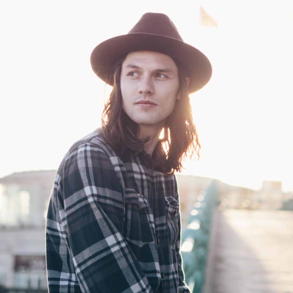 James bay let