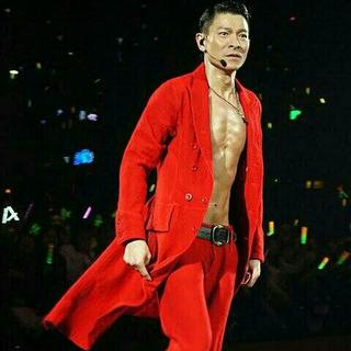 粤语 Iive丨摇摆身体~这一刻你要尽情地嗨 !