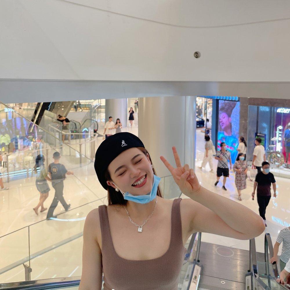 彭曈曈还是个娃娃 彭美丽是小宝贝呦