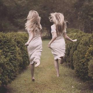 细碎时光盒｜携手的日子，都是如诗的脚步