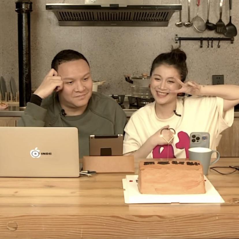 谢谢你爱我（直播ing）