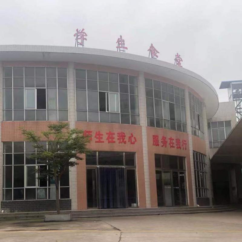 我 ，只 爱 光 辉