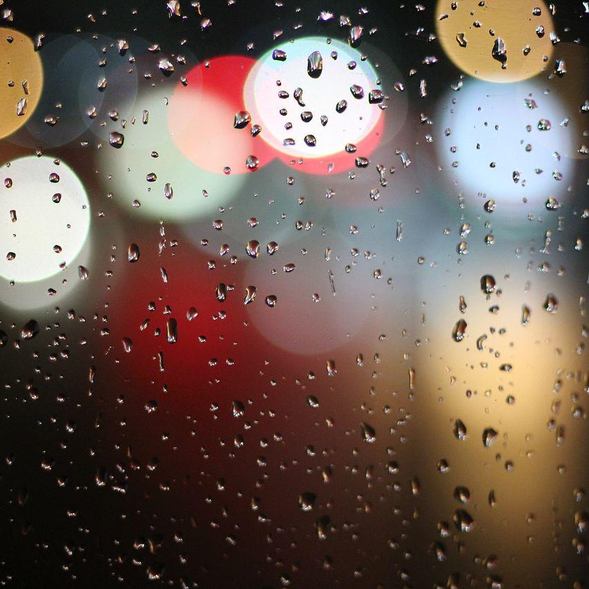 雨夜霓虹