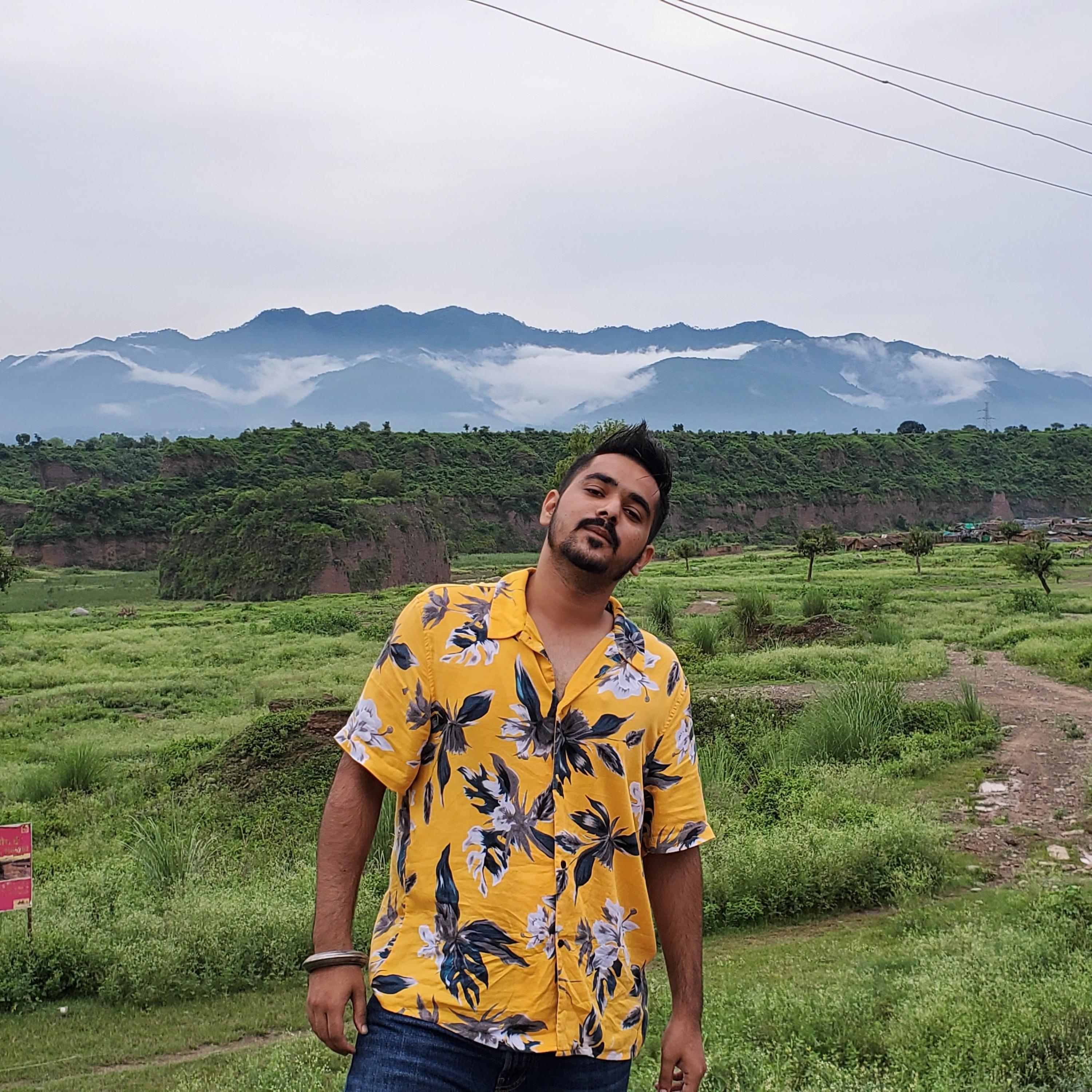 3 Baje (feat. Sameer)