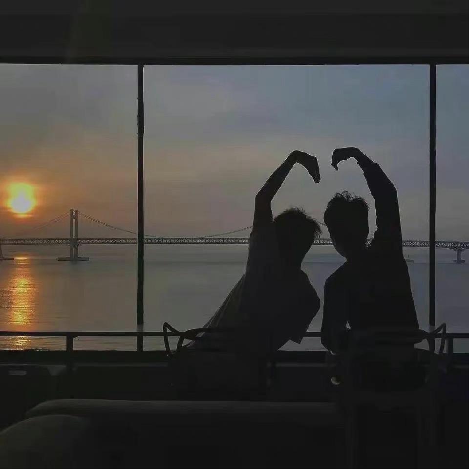 ☾ 治愈心灵 | 月亮在向你招手 悄悄说晚安