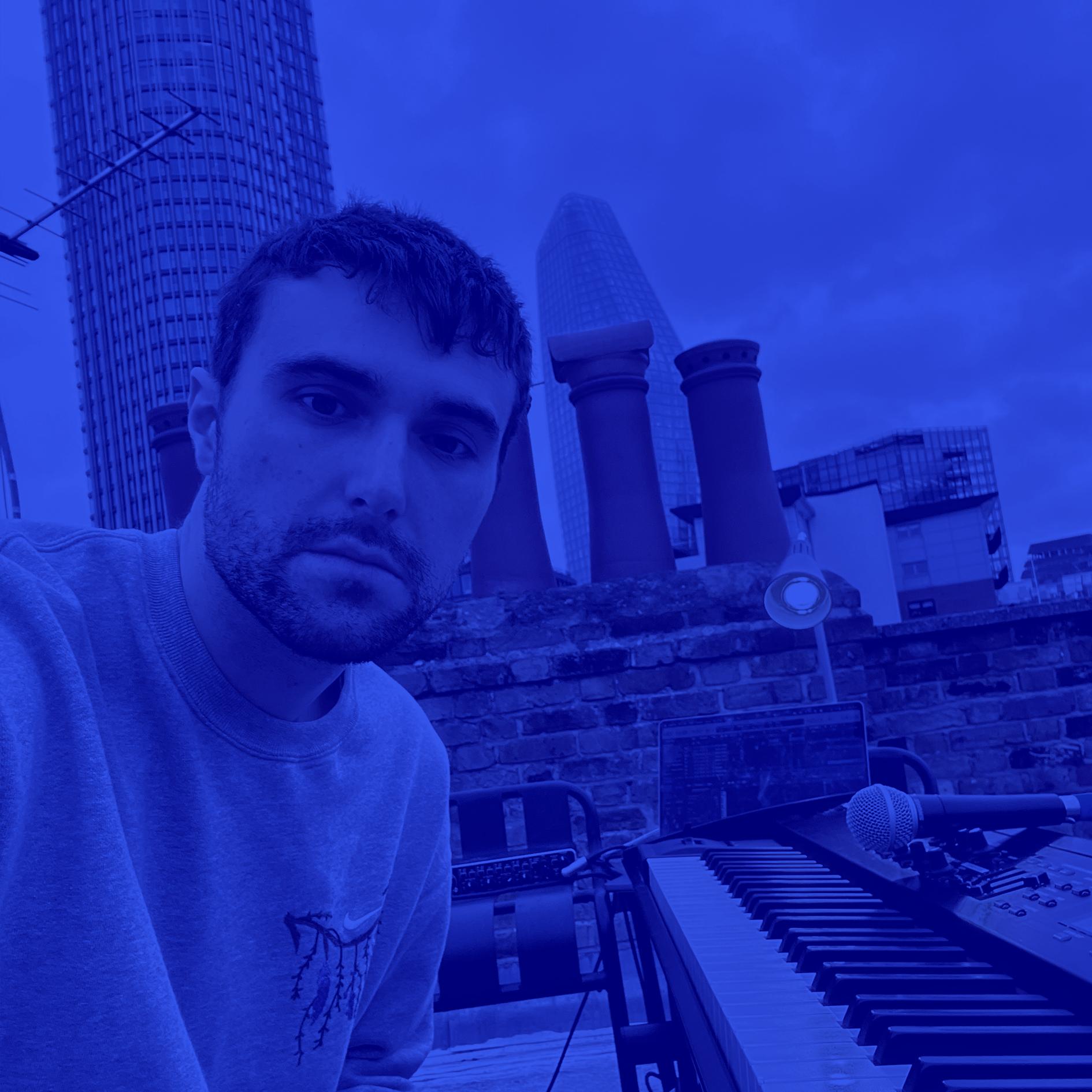 Winnie (rosslyn crescent)