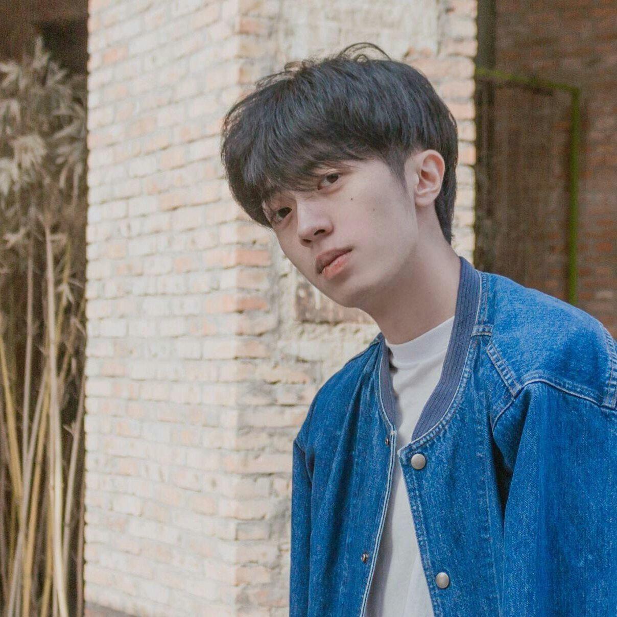 Intro（带伴奏版）