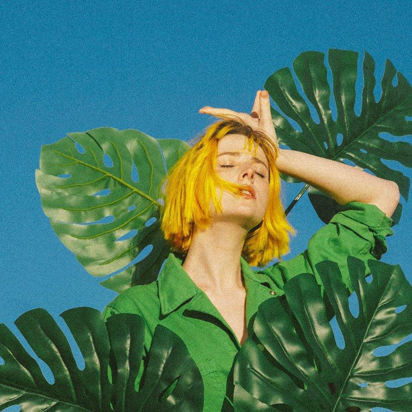 Tessa Violet(鬼马精灵)