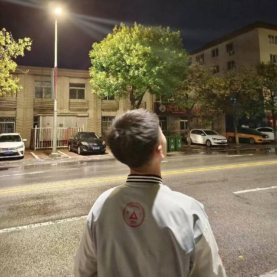 有多少女孩为了他而下载了吃鸡