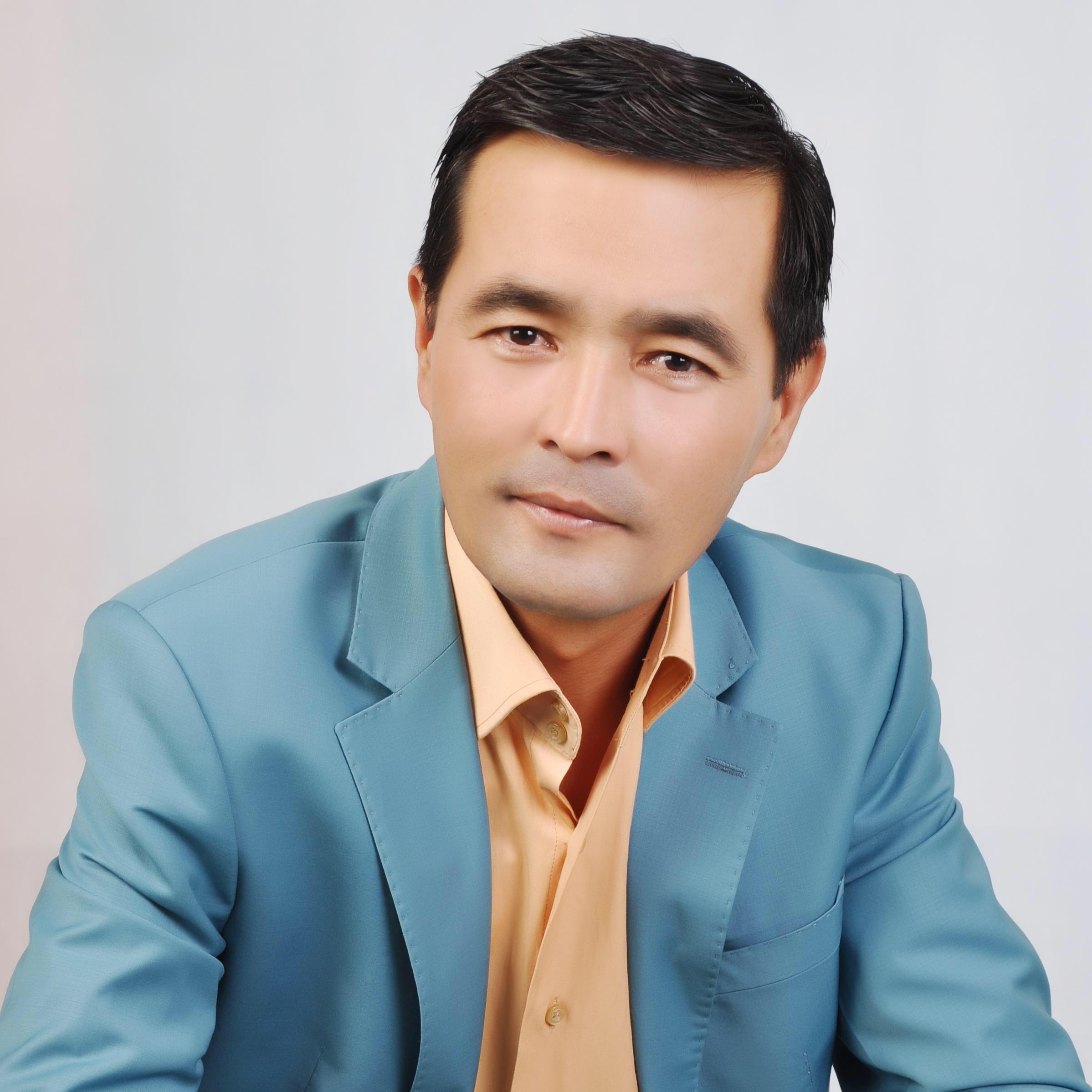 kizil gul puraydu（翻自 Batur_Abduqadir）