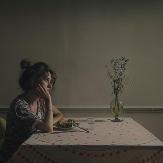 还没说再见 却越走越远